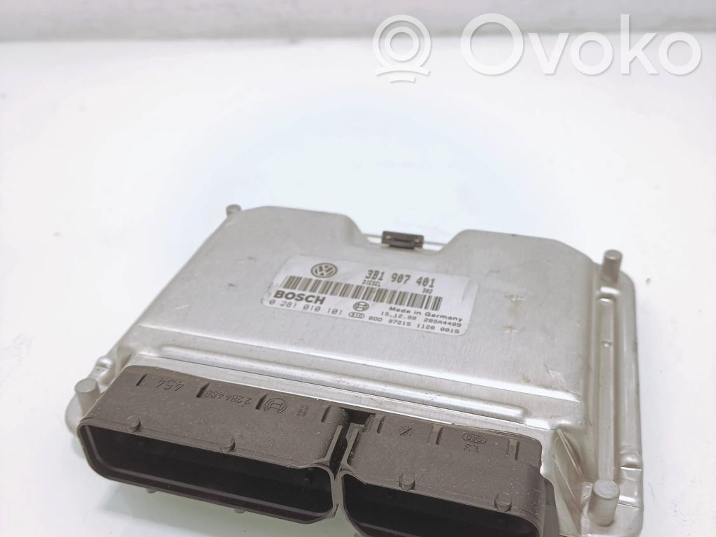 Engine control unit/module   3B1907401,0281010101