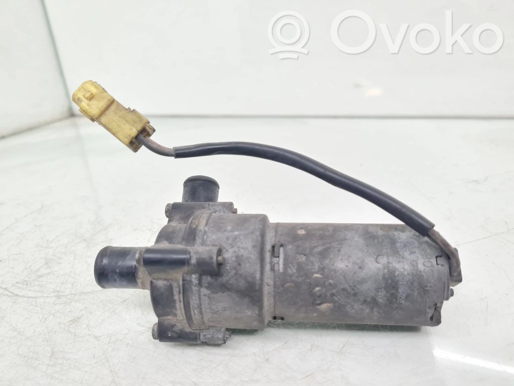 Opel Vivaro Pompe à eau de liquide de refroidissement