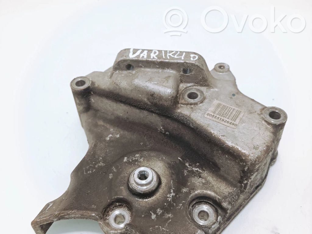 Opel Zafira B Moottorin kiinnikekorvake (käytetyt) 
