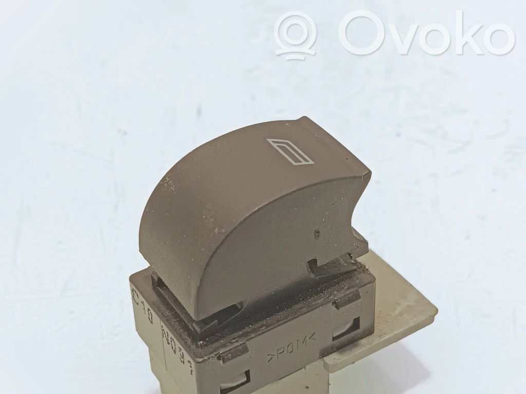 Przyciski szyb   4B0959855