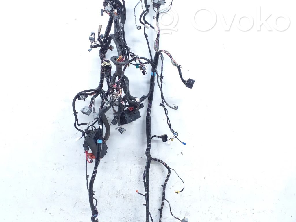 Otros cableados   100441600H,101558500A,100441700J