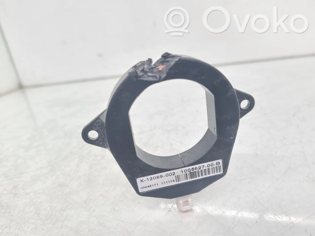 GPS-pystyantenni   100562700B