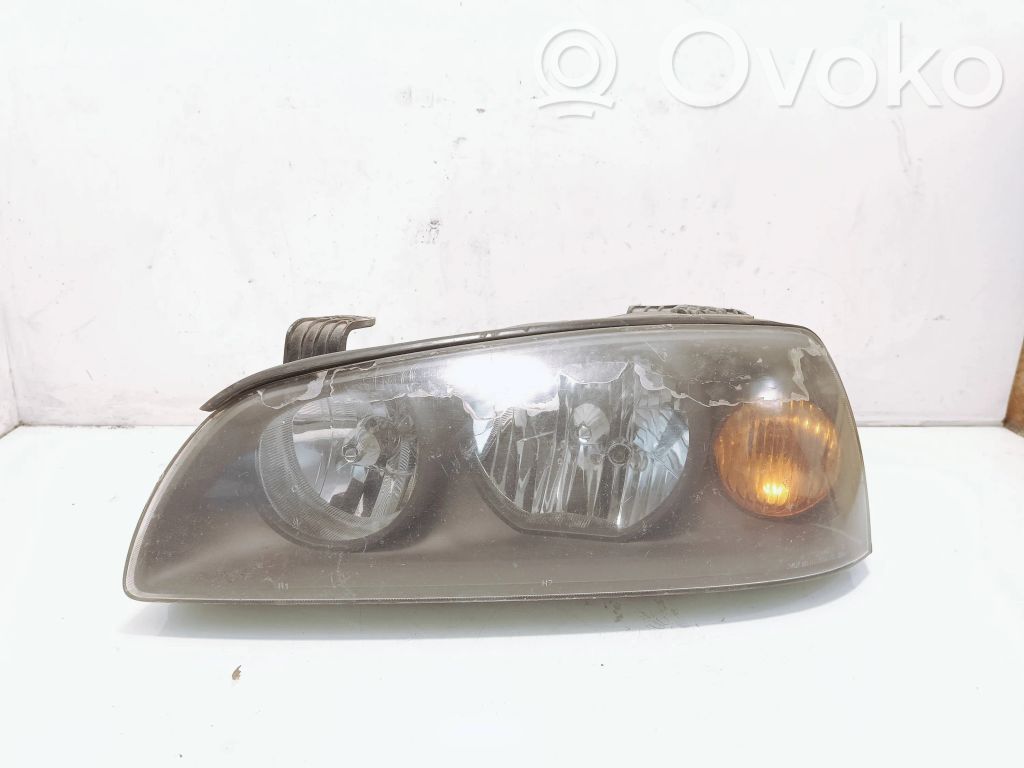 Hyundai Elantra Scheinwerfer 