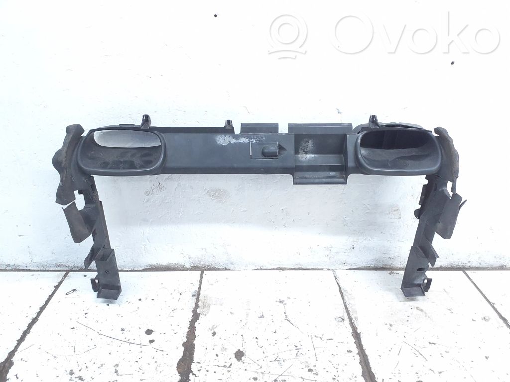 Mercedes-Benz C W203 Panel mocowania chłodnicy / góra 