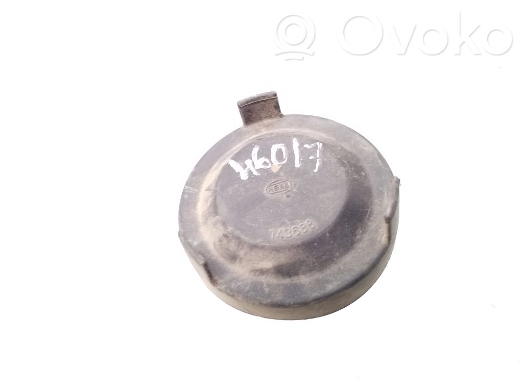 Deckel Abdeckung Scheinwerfer   143688