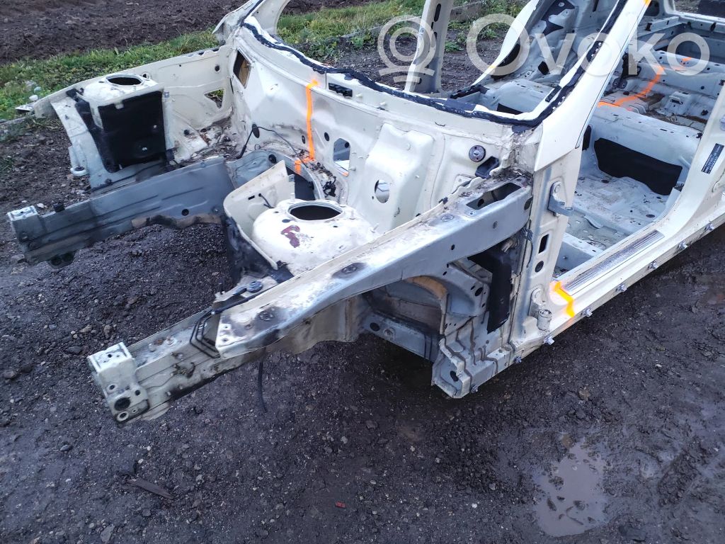 Panel lateral delantero