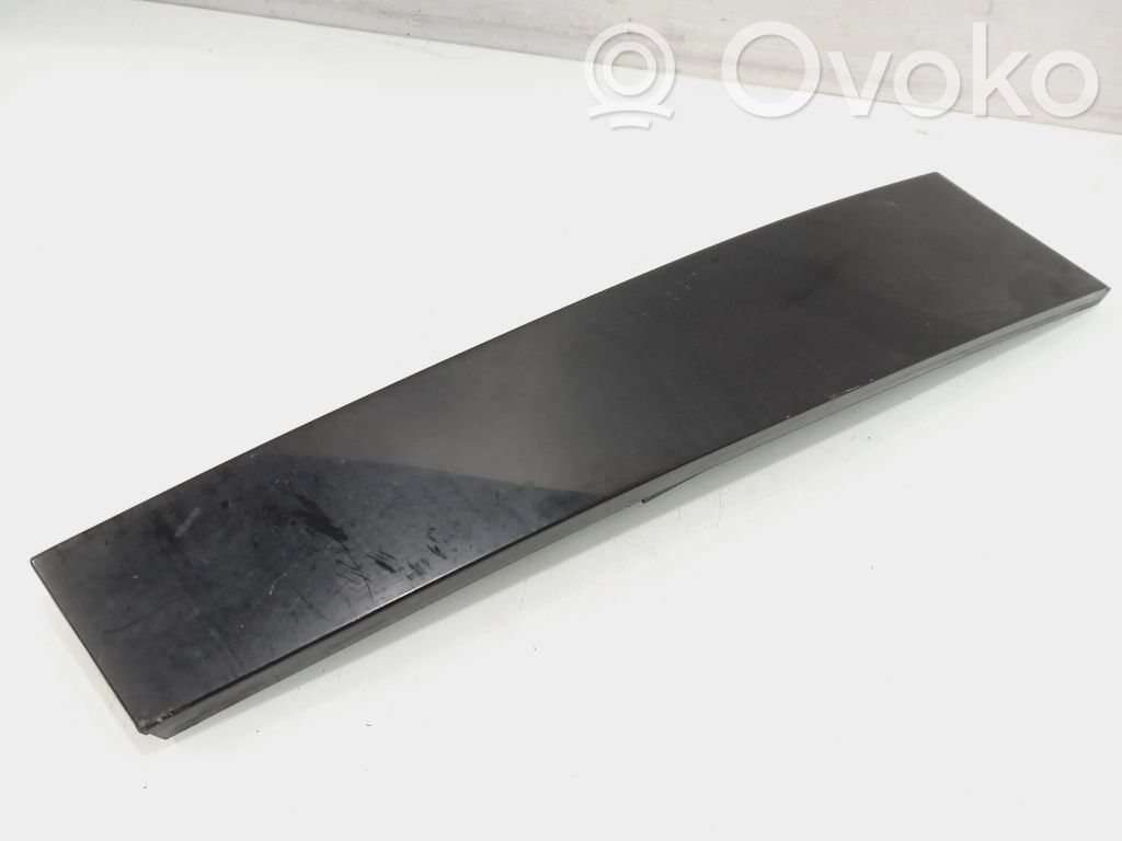 Skoda Superb B6 (3T) Rivestimento modanatura del vetro della portiera posteriore
