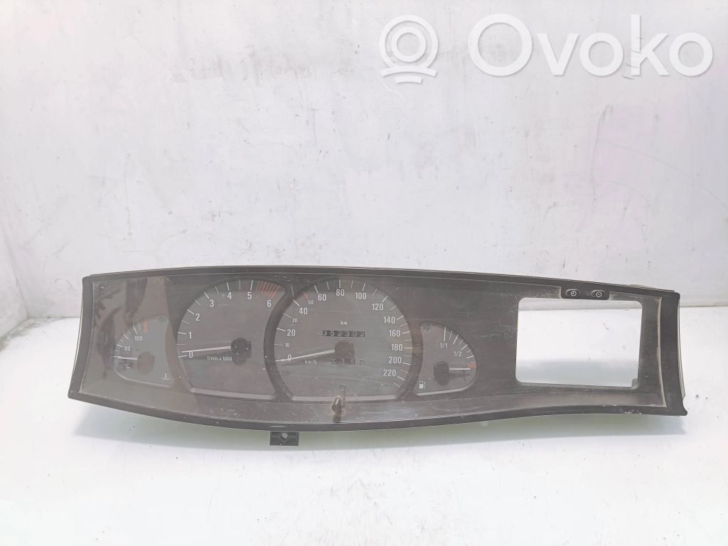 Opel Omega B2 Nopeusmittari (mittaristo) 