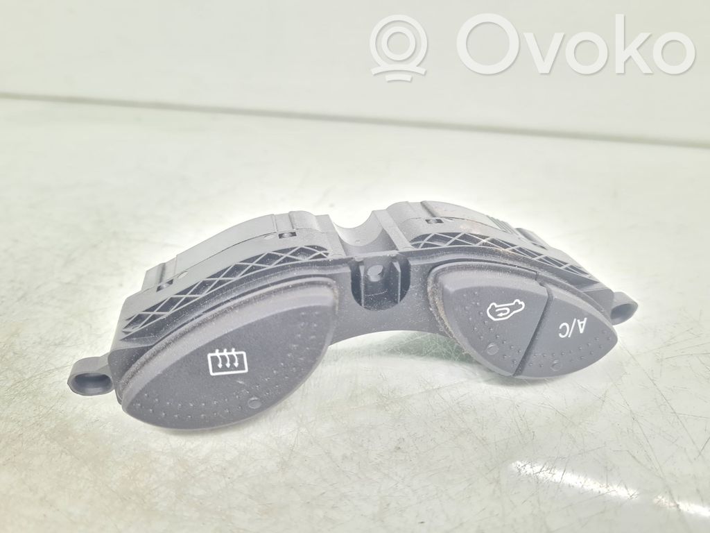 Windscreen/window heater switch   YS4T19A945BA