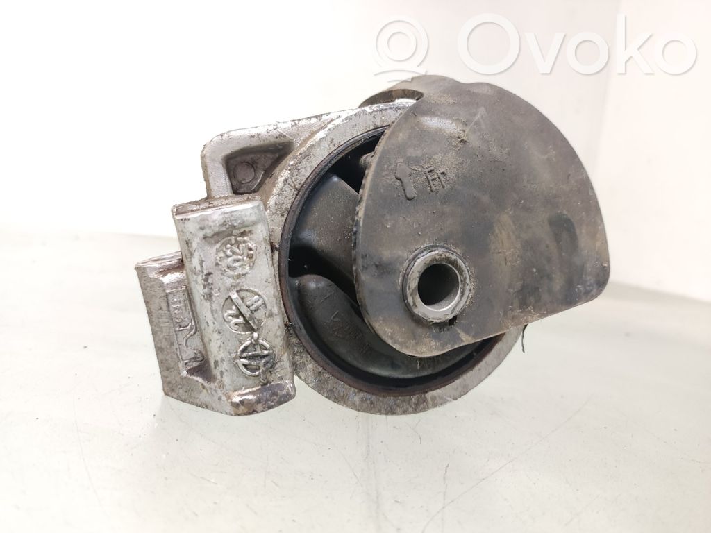 Engine mount bracket   3318040