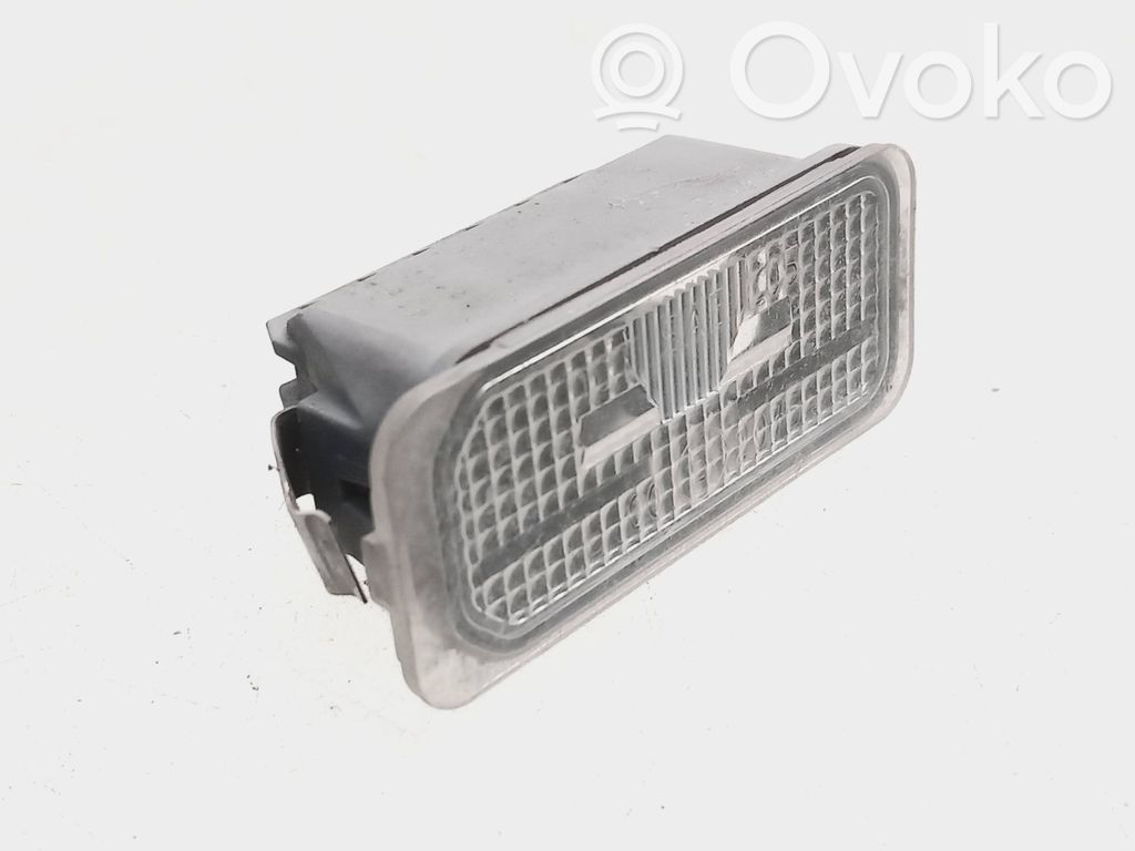 Jaguar XJ X351 Lampa oświetlenia tylnej tablicy rejestracyjnej 