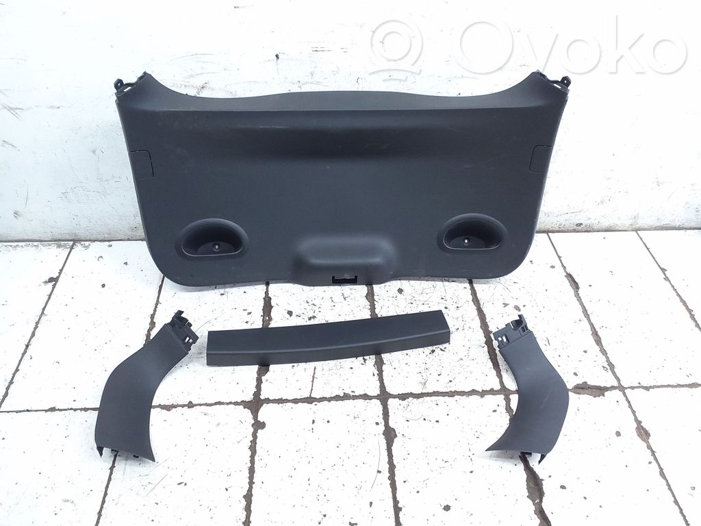 Renault Megane III Tailgate/boot lid cover trim 