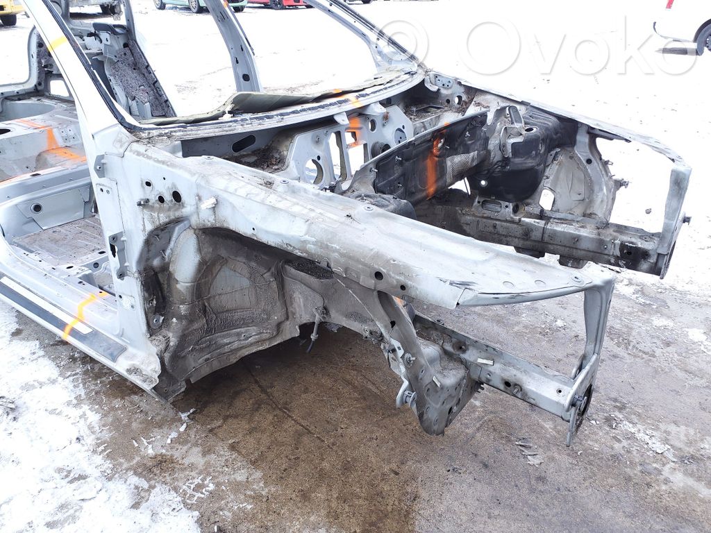 Panel lateral delantero