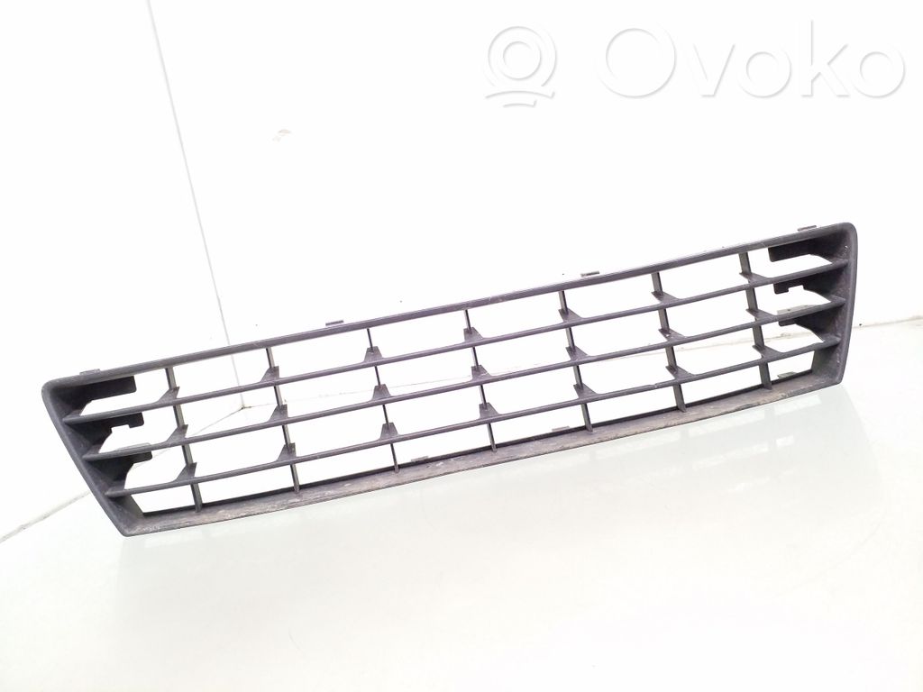 Volkswagen Golf Plus Front bumper lower grill 