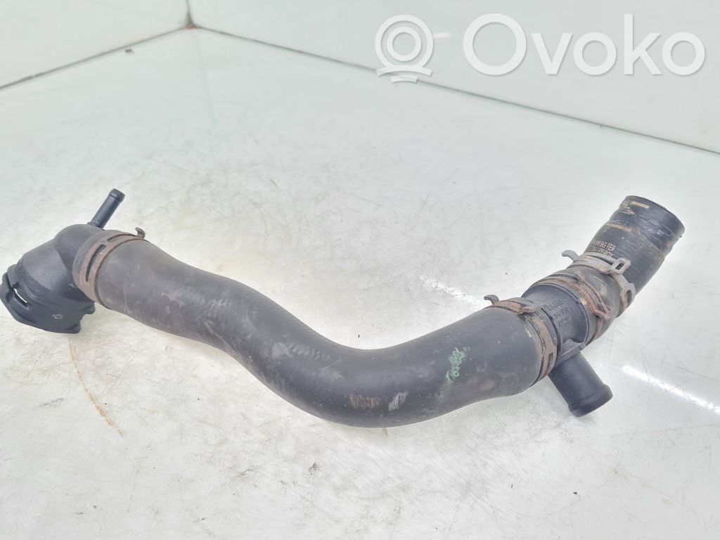 Volkswagen Tiguan Tubo flessibile del liquido di raffreddamento del motore 
