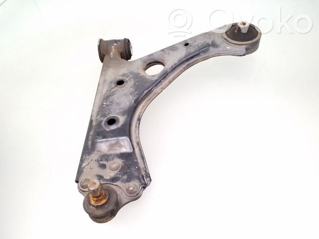 Opel Corsa E Front lower control arm/wishbone 