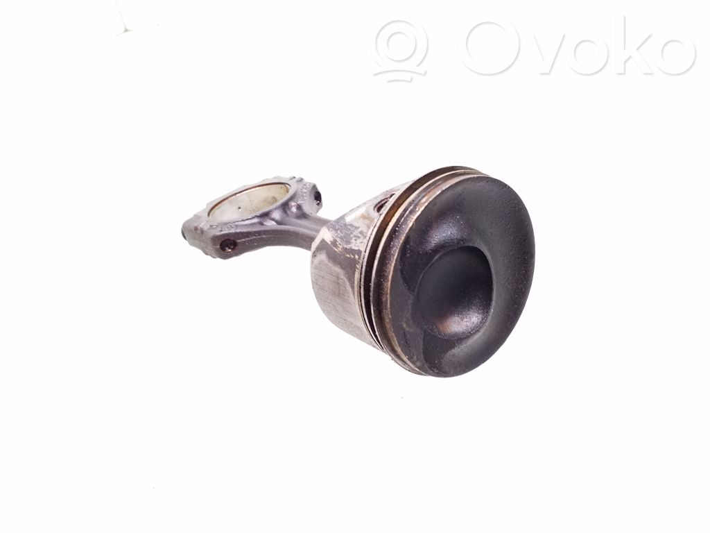 Volkswagen Golf V Pistón con biela 