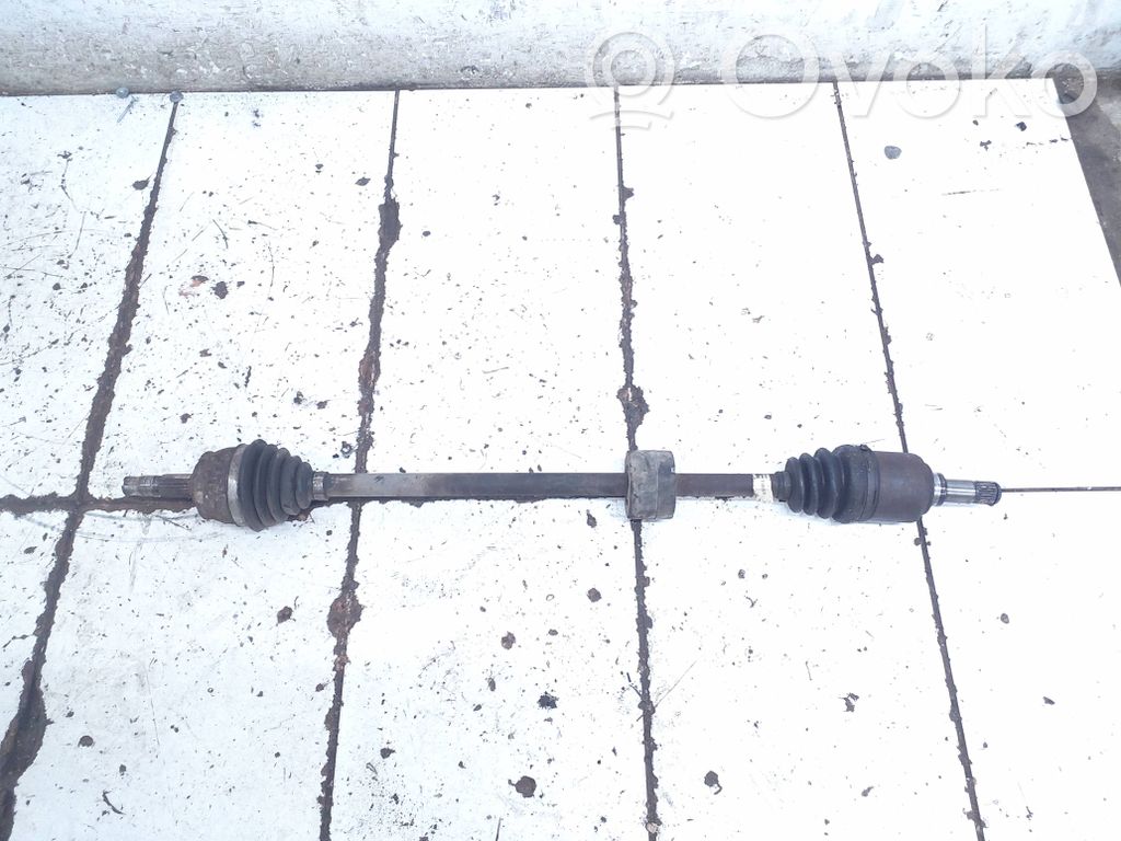 Fiat Linea Półoś przednia 
