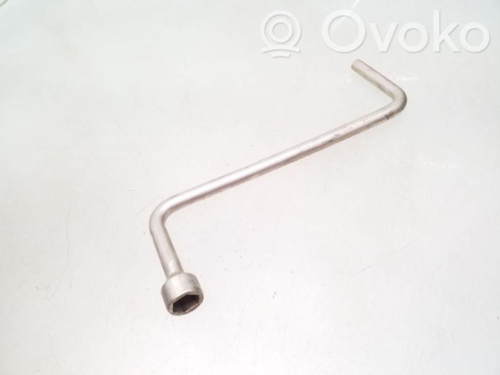 BMW X5 E53 Wheel nut wrench 