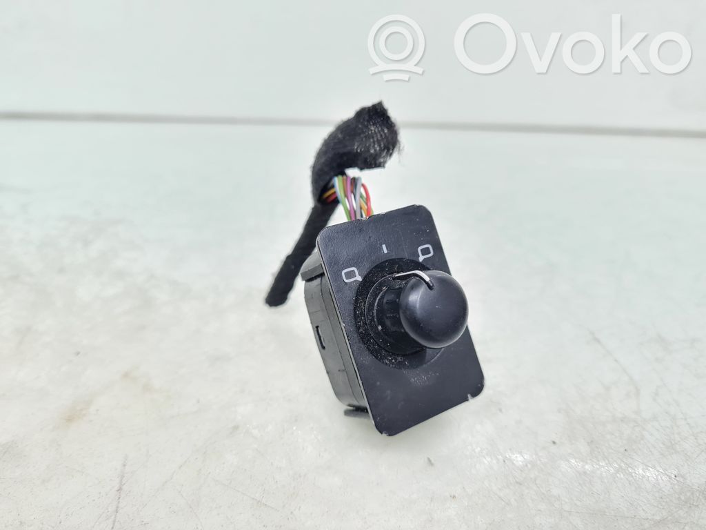 Audi A6 S6 C5 4B Wing mirror switch 