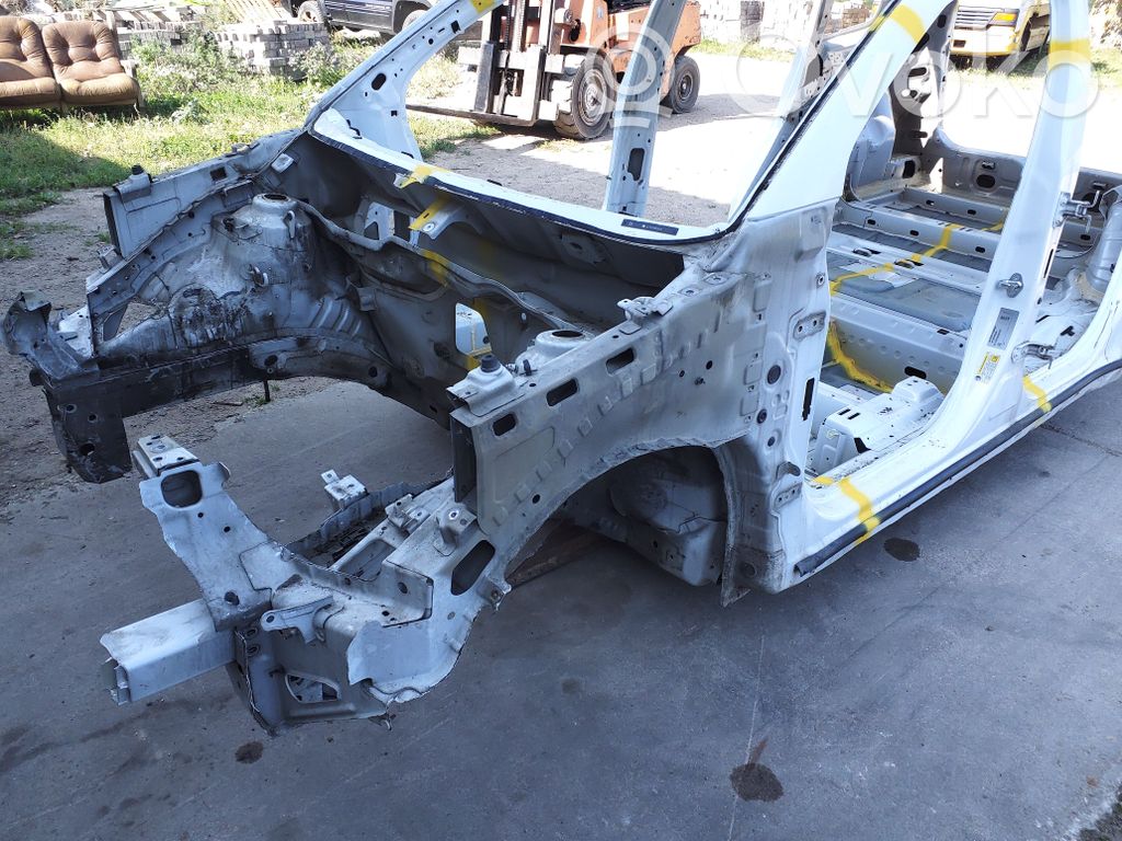 Panel lateral delantero