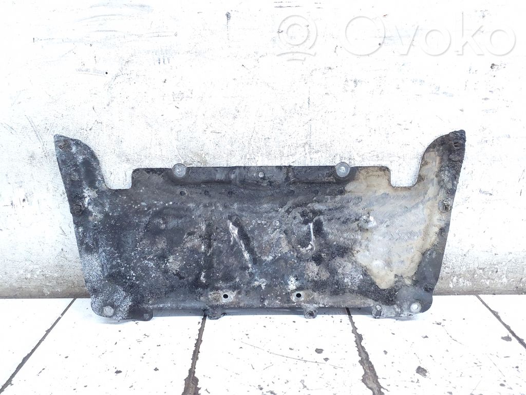 BMW 7 G11 G12 Front bumper skid plate/under tray 