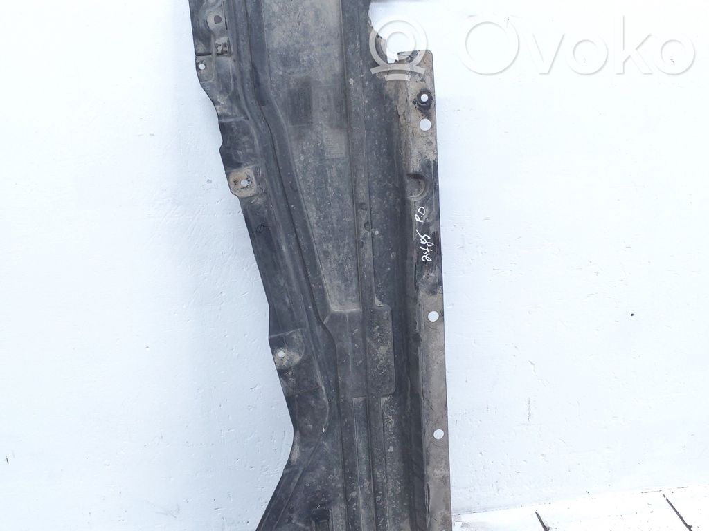 BMW X5 E70 Osłona boczna podwozia 