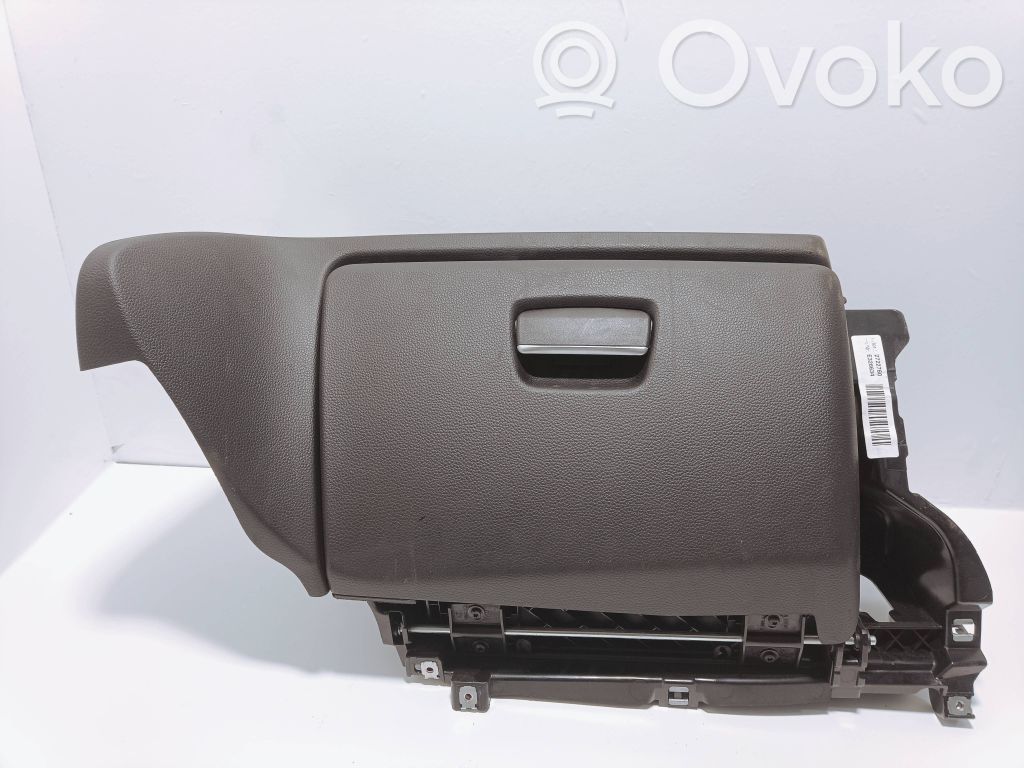 BMW 1 E81 E87 Glove box 