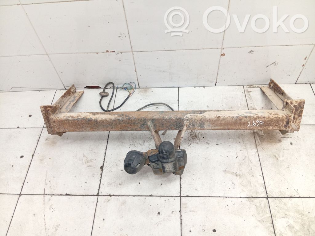 Volkswagen Golf IV Set bară remorcare 