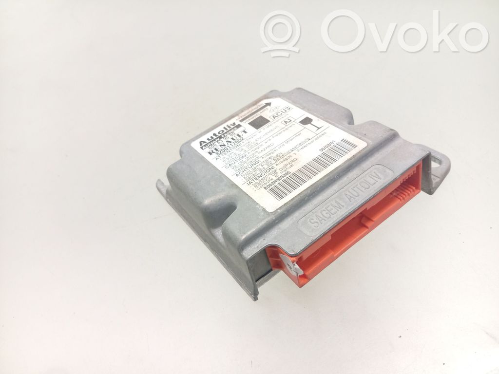 Renault Scenic I Airbag control unit/module 