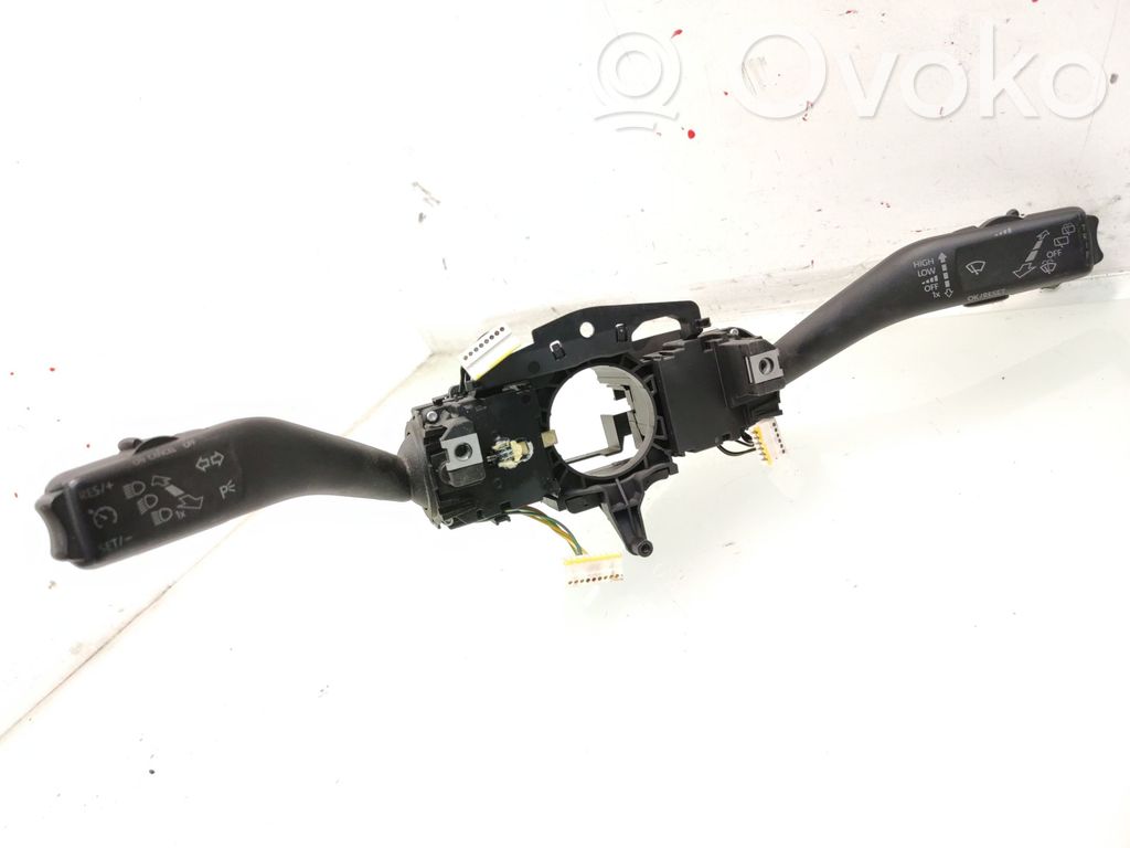 Volkswagen Golf VI Manetka / Przełącznik kierunkowskazów wycieraczek 