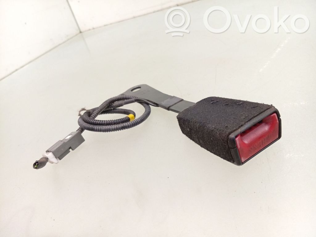 KIA Ceed Gurtschloss vorne 