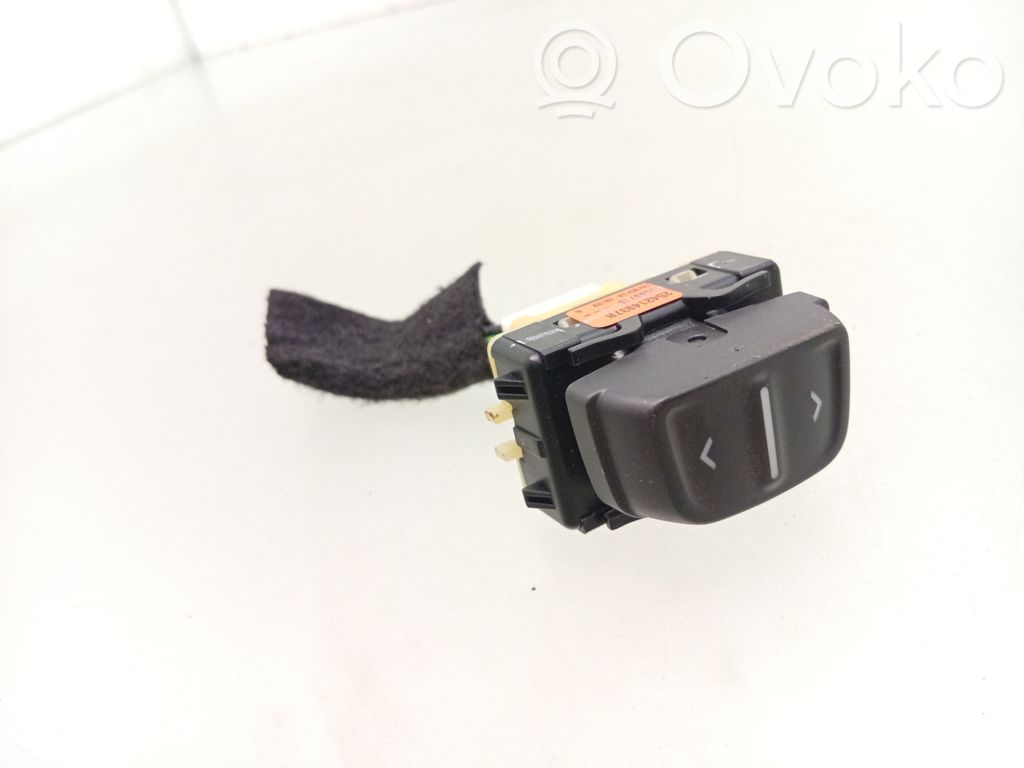 Dacia Sandero II Interruptor del elevalunas eléctrico 