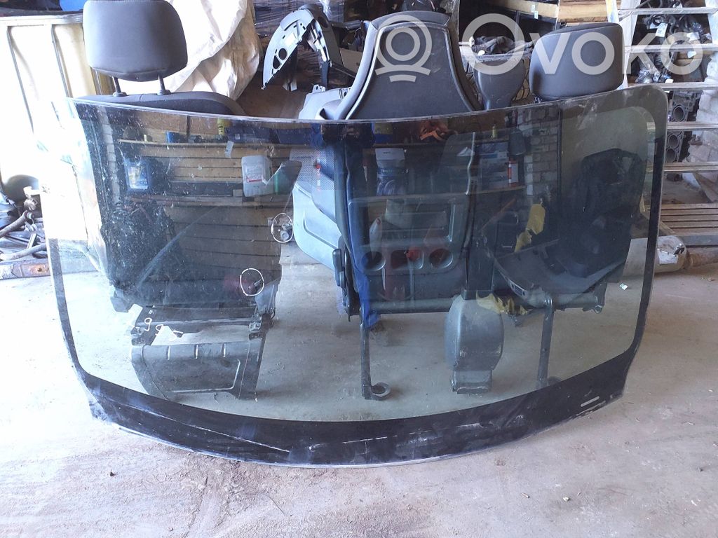 Front windscreen/windshield window   AS1