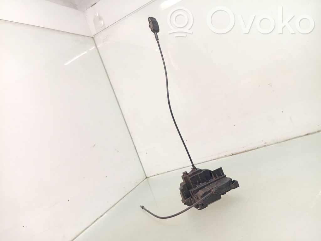 Opel Movano B Priekšpusē slēdzene 