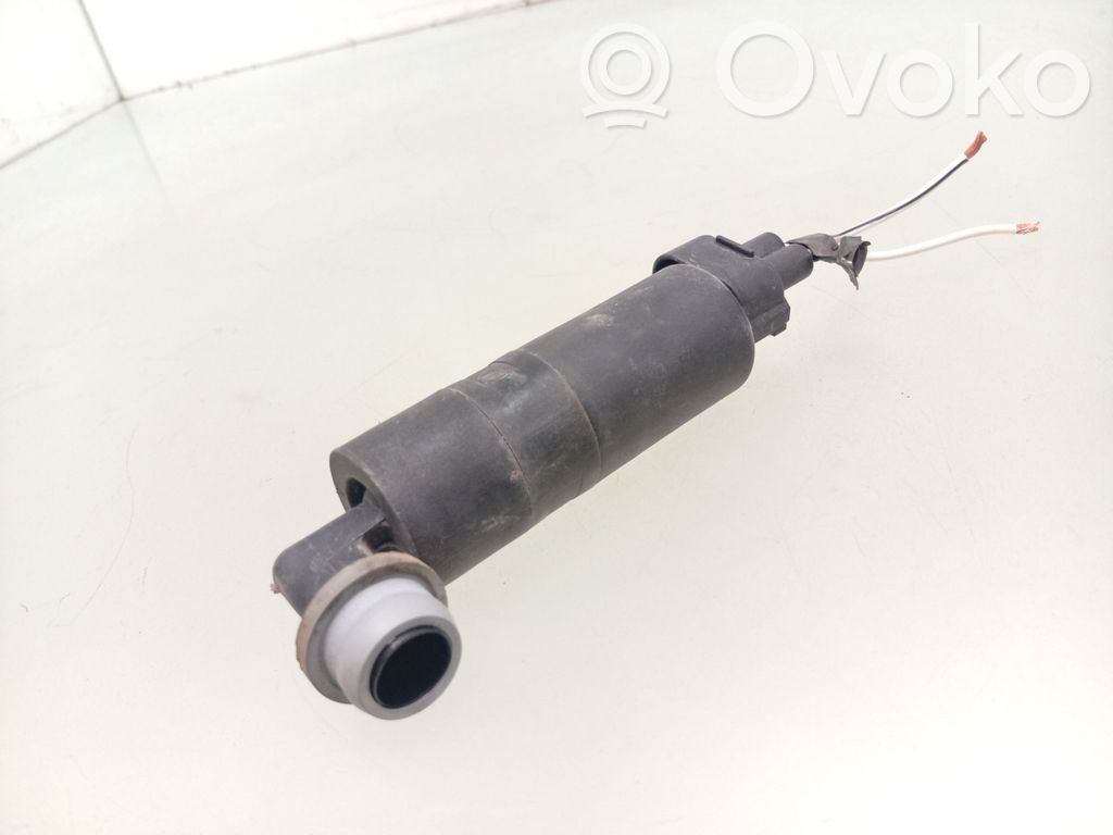 Toyota Avensis T270 Pompa spryskiwacza lampy przedniej 