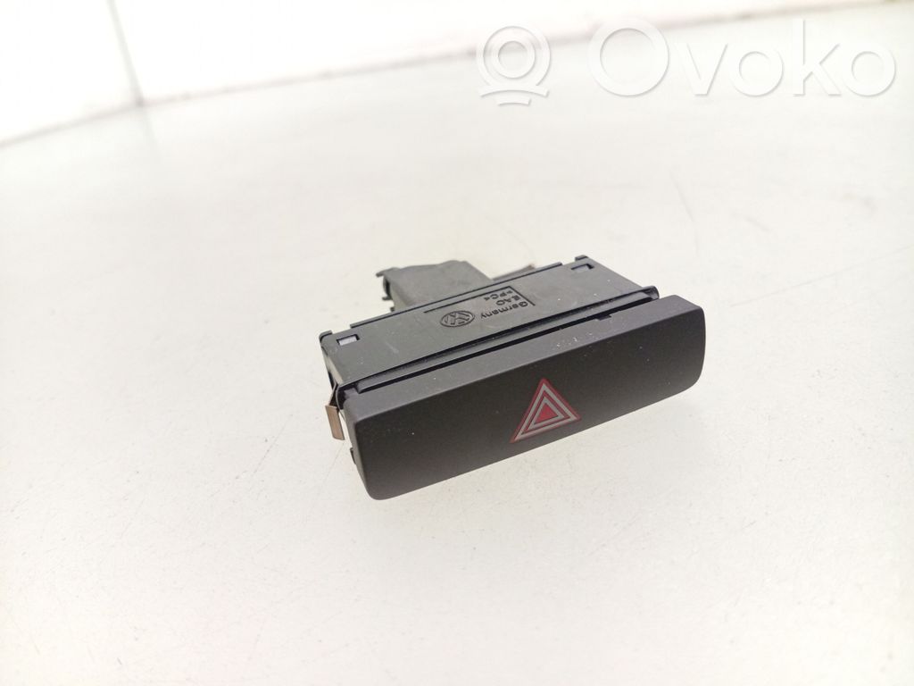 Comutator lumini pericol   3AA953509,10S08111