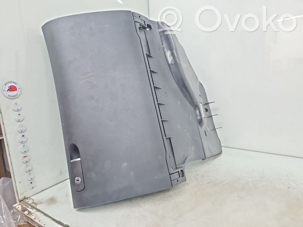 Audi A4 S4 B7 8E 8H Set torpedou 