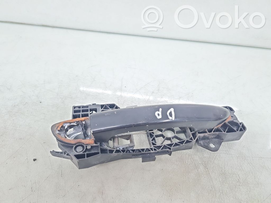 Volkswagen PASSAT B6 Manecilla externa puerta delantera