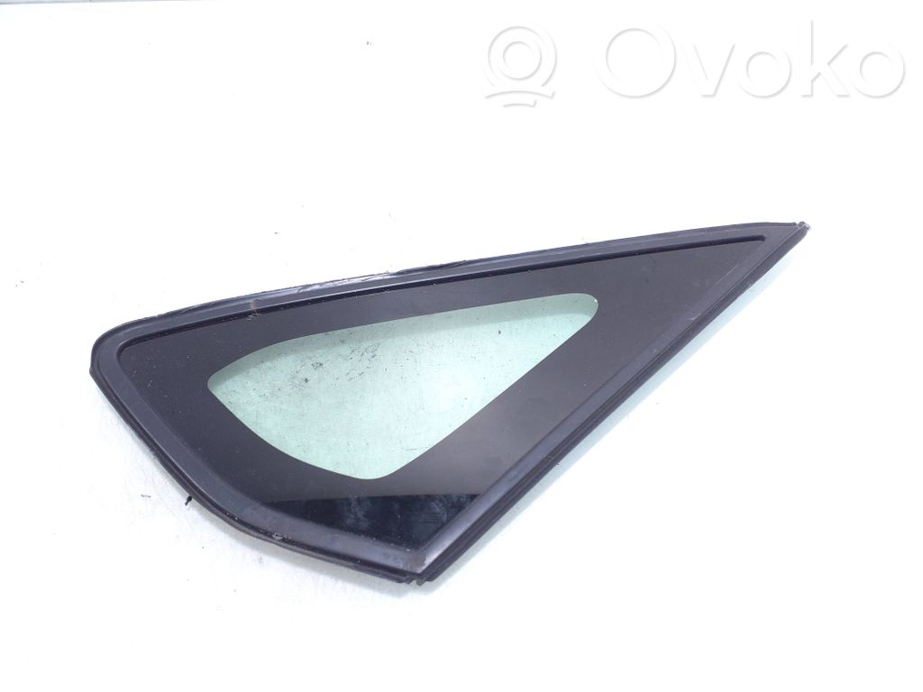 Toyota Prius (NHW20) Fenêtre triangulaire avant / vitre
