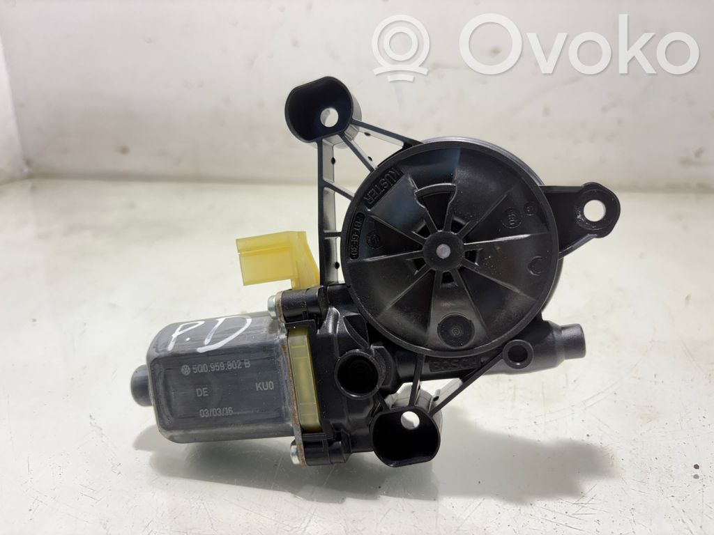 Seat Leon (5F) Silnik regulatora szyby drzwi przednich