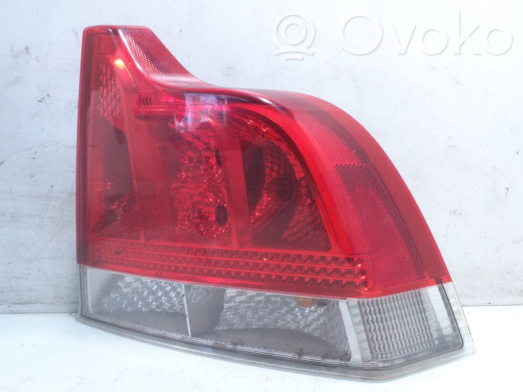 Volvo S60 Galinis žibintas kėbule 