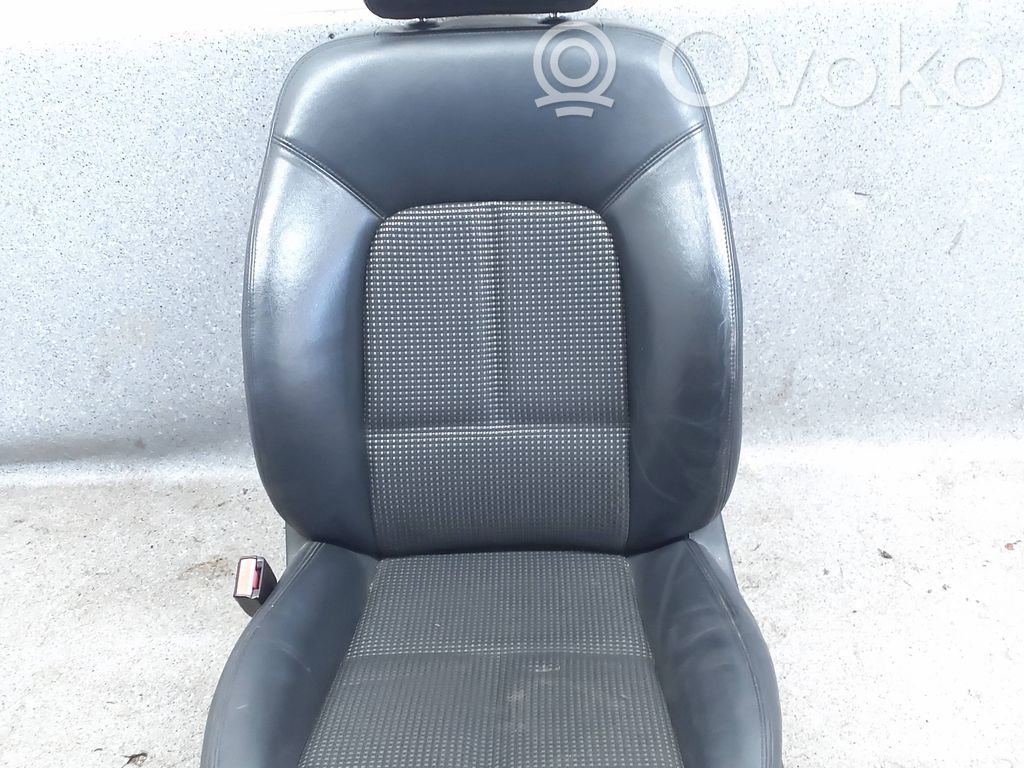 Peugeot 407 Siège conducteur avant 