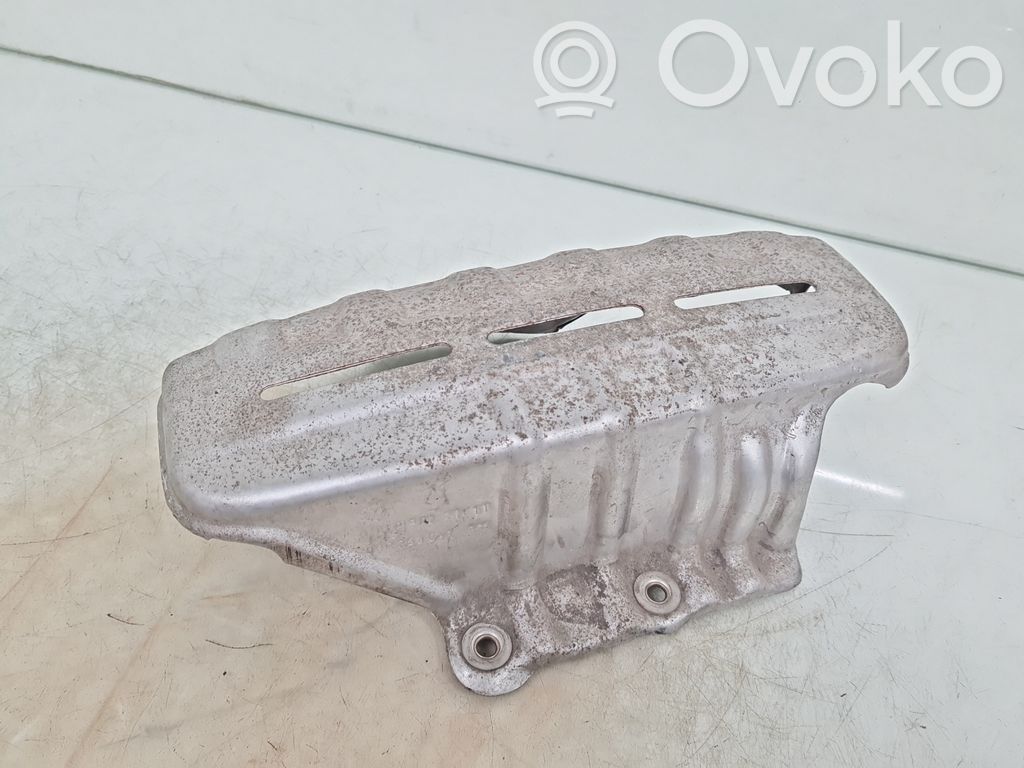 Volkswagen PASSAT B7 Hitzeschutz Abschirmblech Motorraum