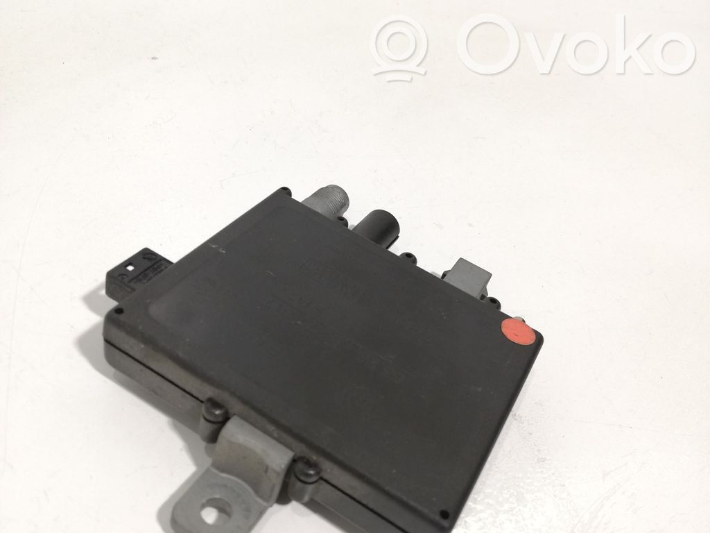 BMW 3 E46 Antenos stiprintuvas 