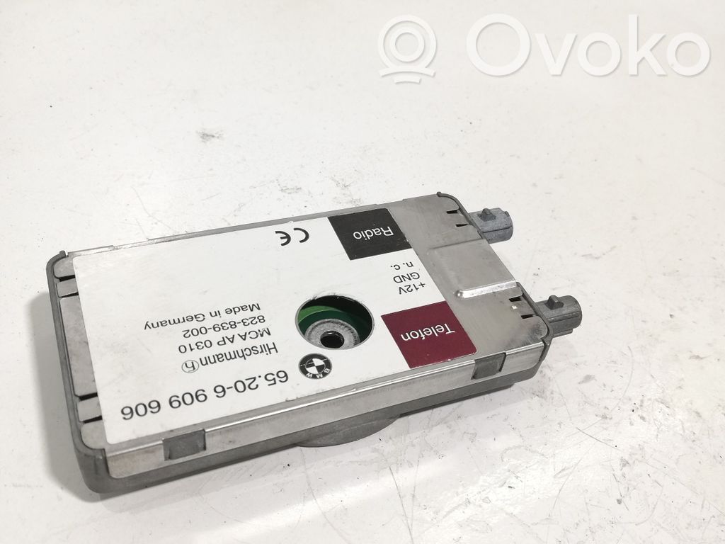 Antenna control unit   65206909606,823839002