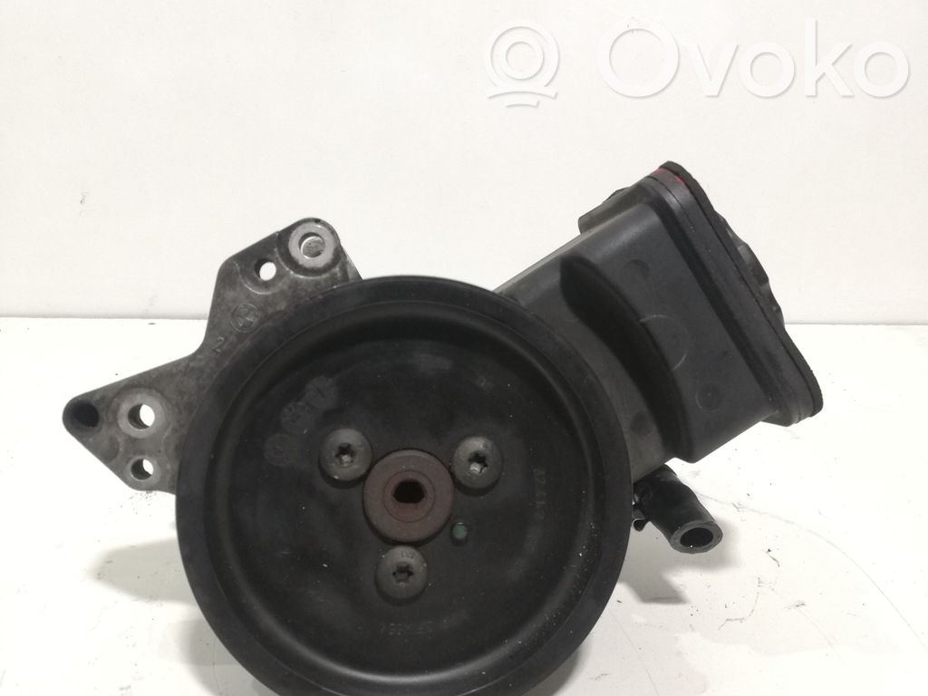 BMW 5 E60 E61 Power steering pump 