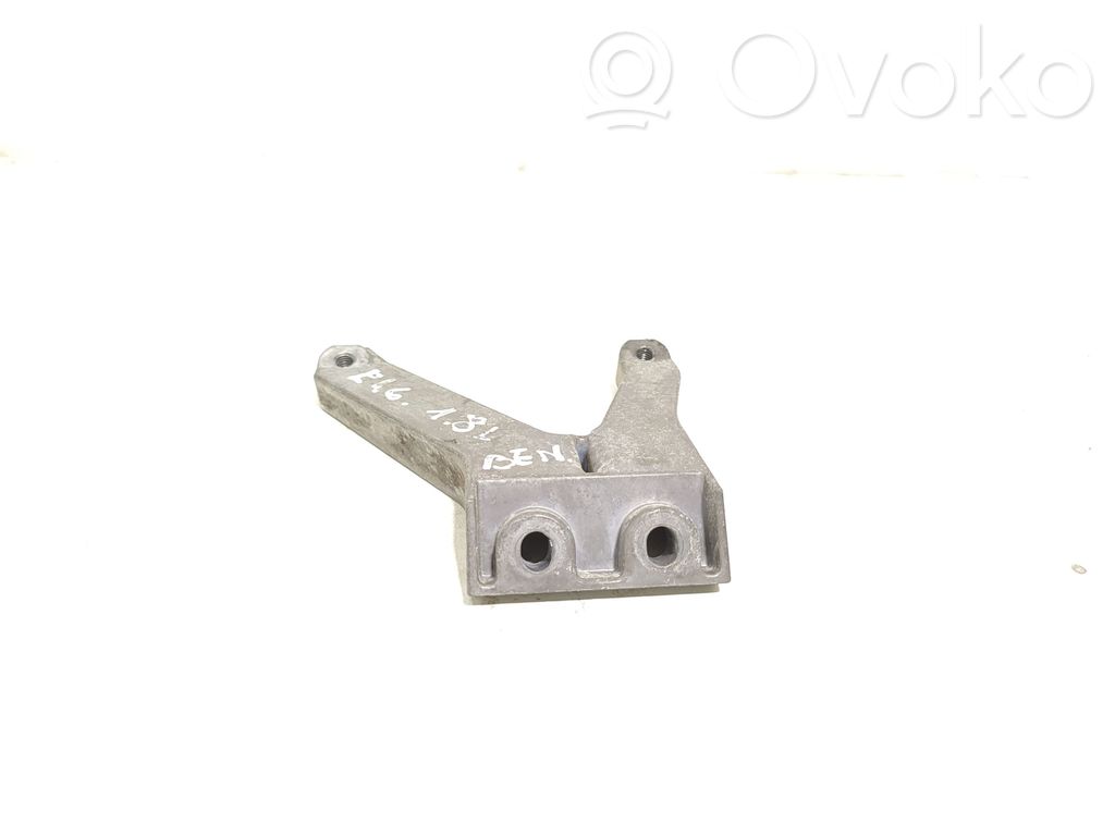 BMW 3 E46 Engine mounting bracket 