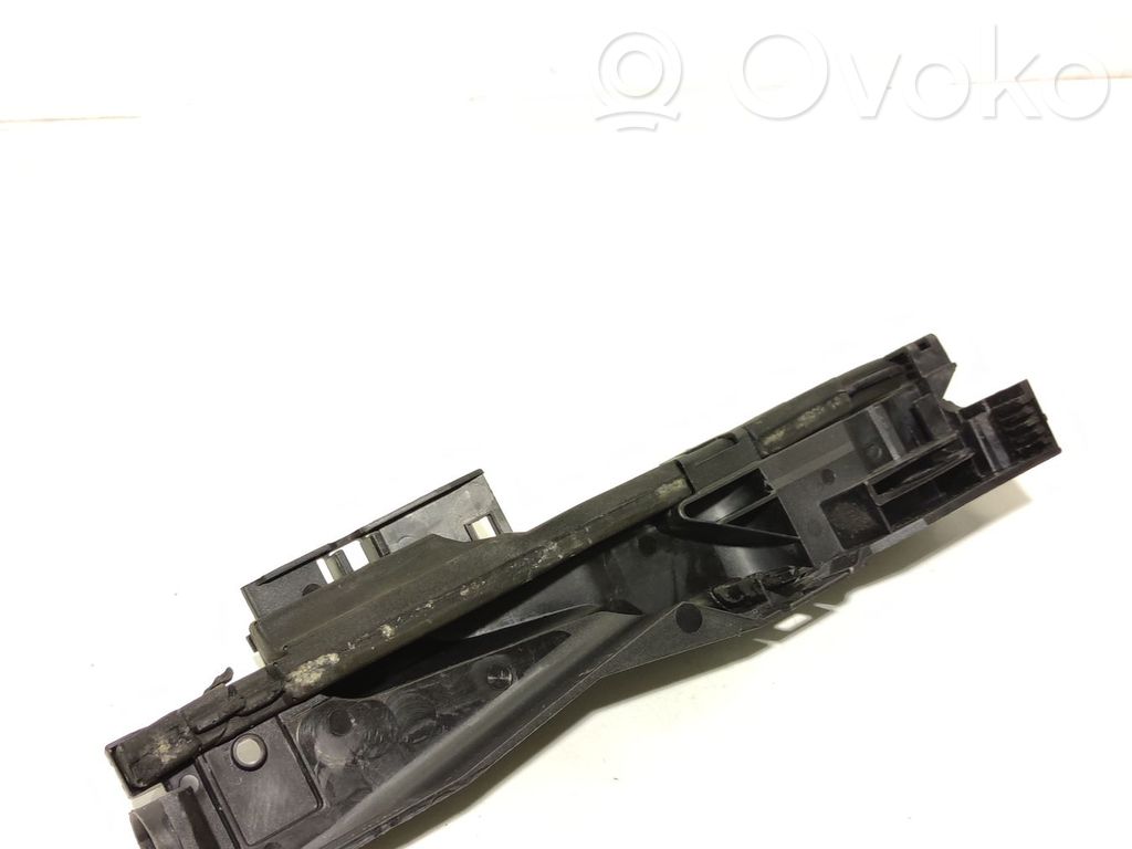 BMW 3 E46 Radiator mount bracket 