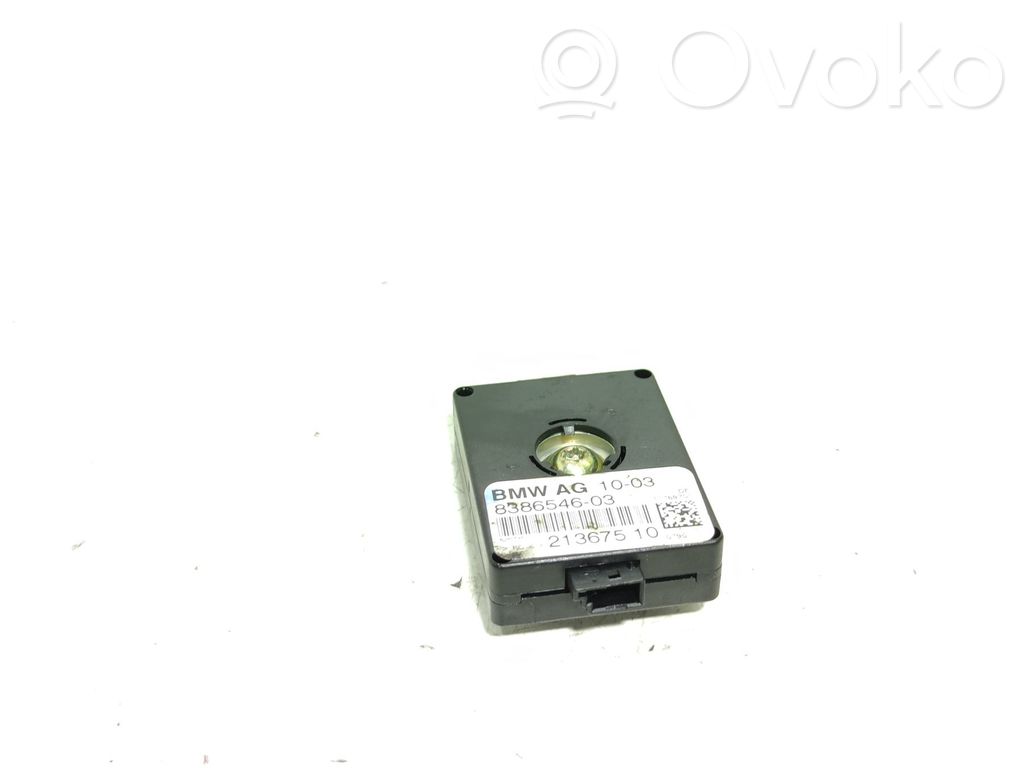 BMW 3 E46 Antenos stiprintuvas 